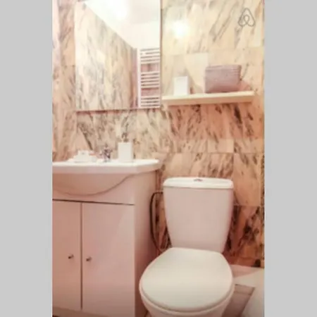 Apartment Carre D'or - Superbe Studio Place Massena Avec Balcon *